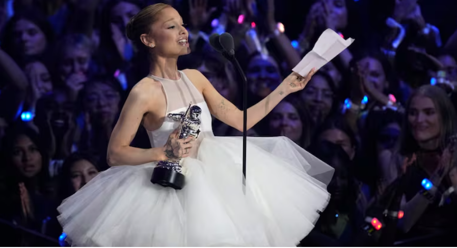 Ariana Grande, Lady Gaga stun with big performances and wins at MTV's Video Music Awards